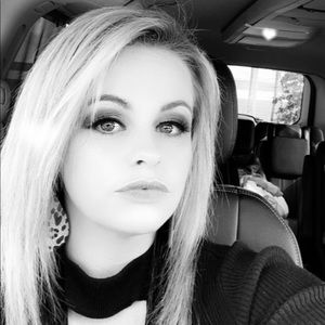 Meet your Posher, Sonya